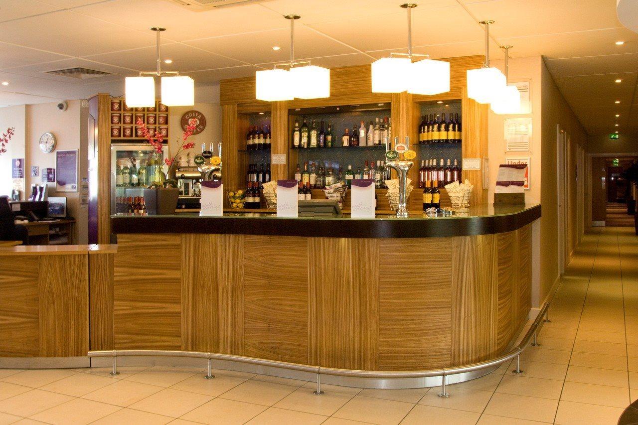 Premier Inn Castleford - Xscape, M62, Jct 32 Eksteriør billede