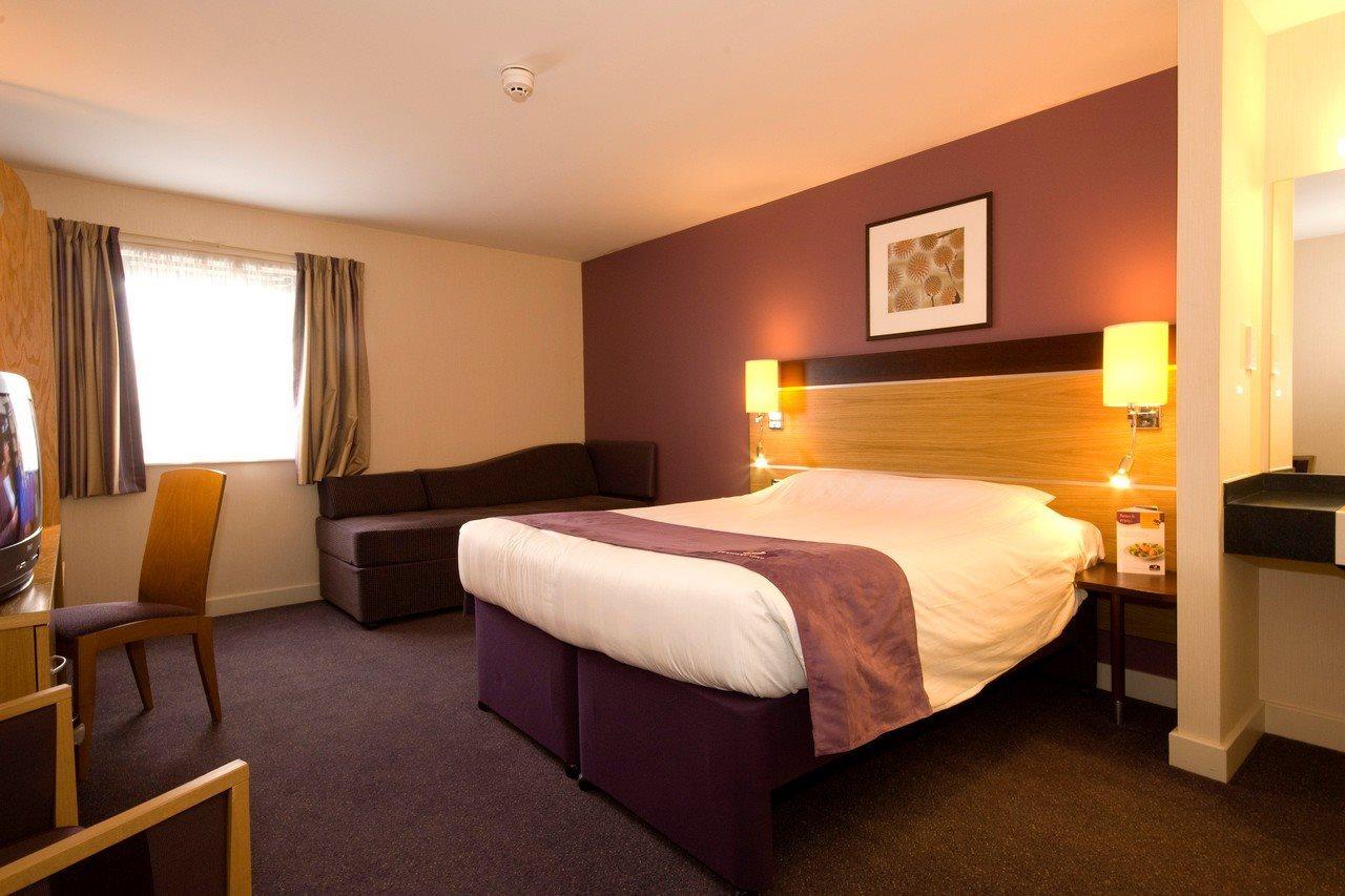 Premier Inn Castleford - Xscape, M62, Jct 32 Eksteriør billede